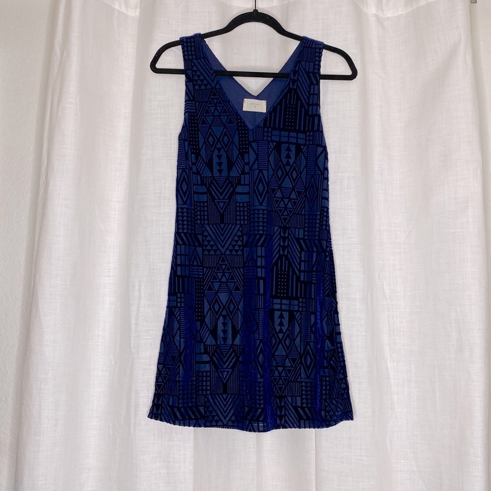 Navy blue Everly dress with velvet geometric detailing